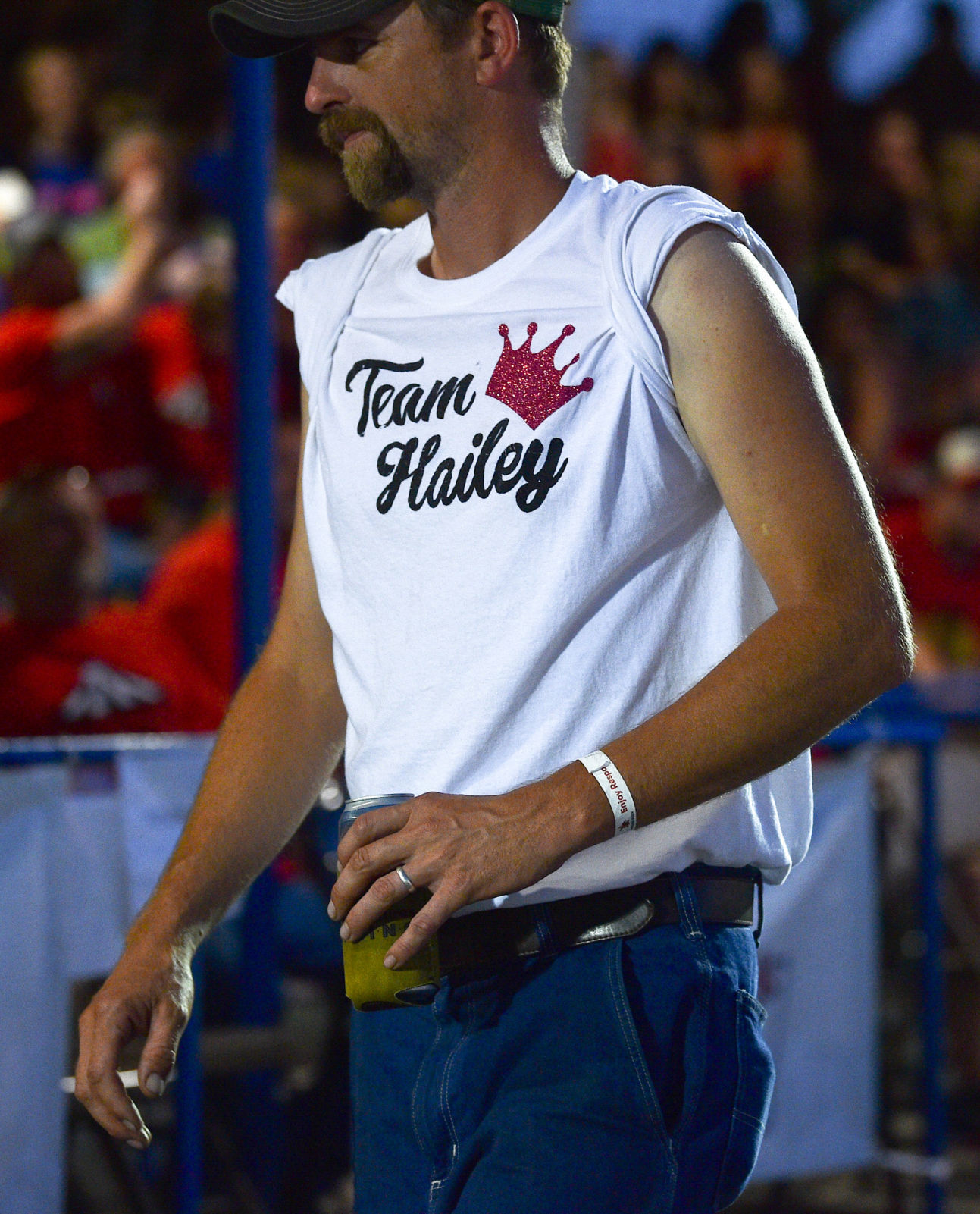 070919-mda-nws-mercerfairqueen-074a.jpg